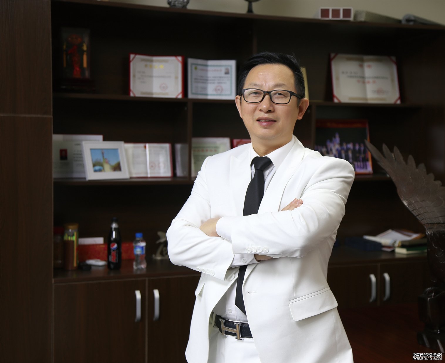 中國室內裝飾協會施工委云南專委會會長岑英